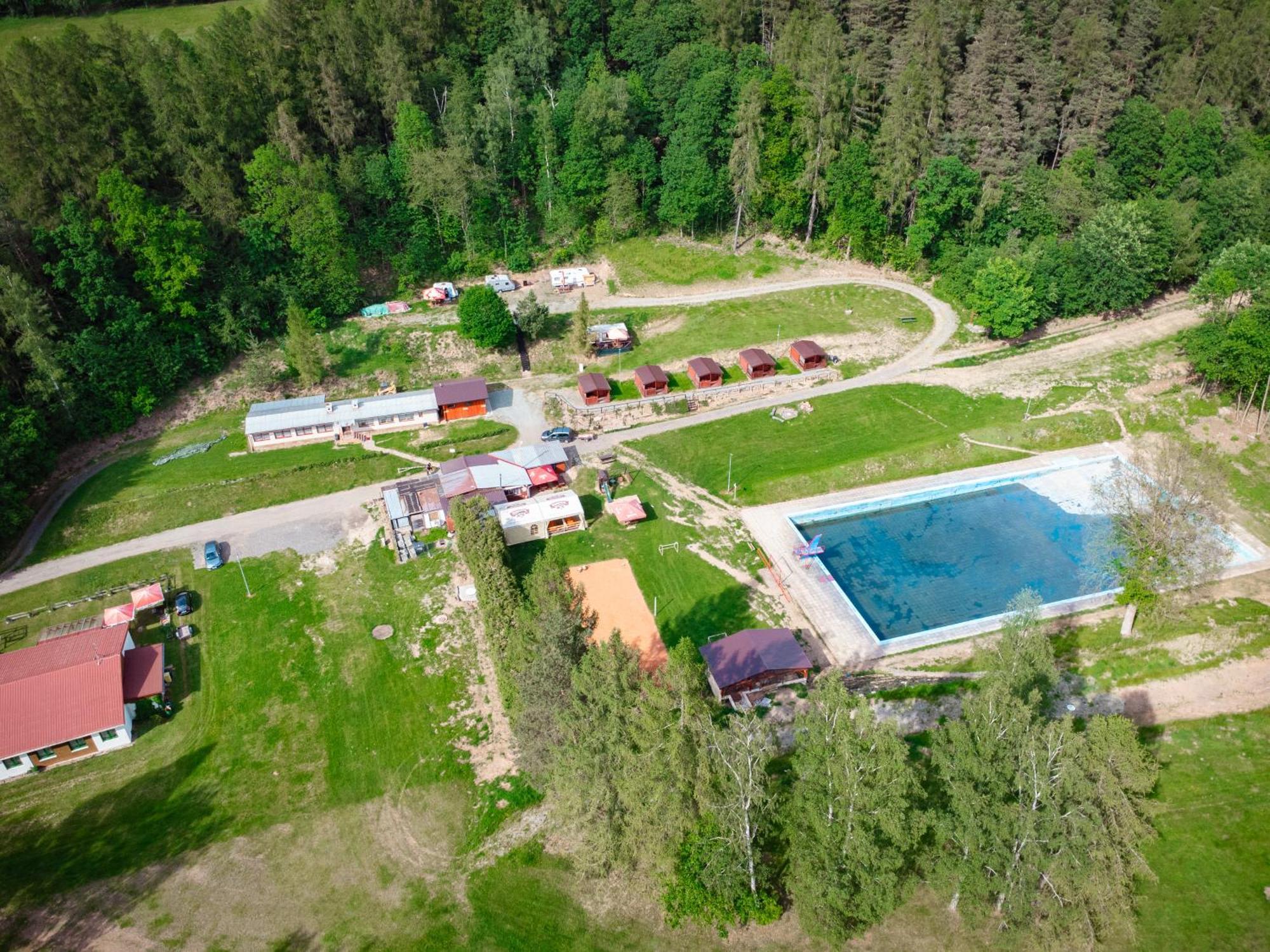 Chatka Agawa nová v areálu Koupaliště Bystré v Orlických horách Exterior foto